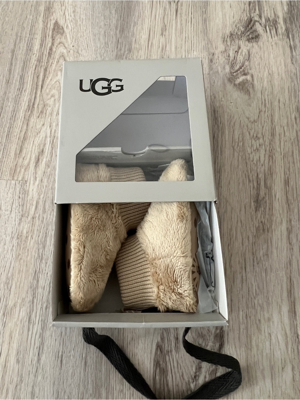 UGG Men's Cream Plush-Lined Casual Socks